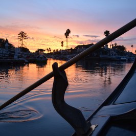 artsy photo of oar in newport harbor